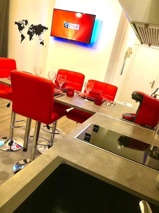 Le Led Room,Centre Ville Place De Parking Gratuite Sens Exterior foto