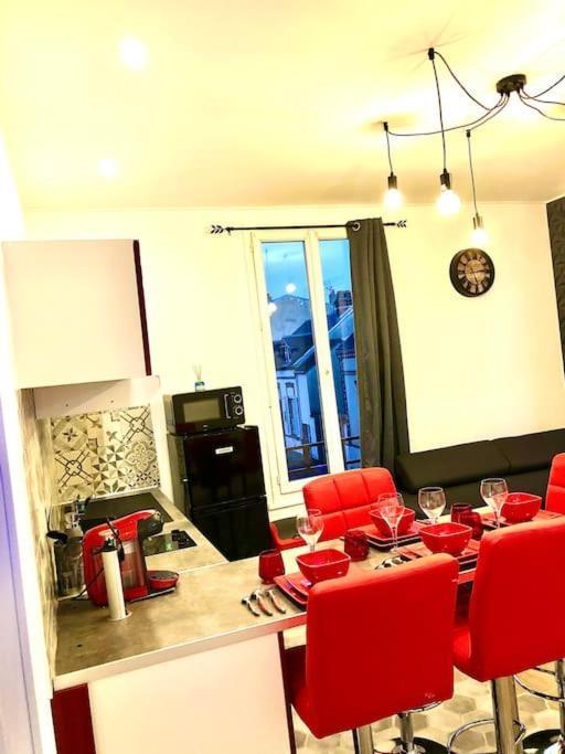 Le Led Room,Centre Ville Place De Parking Gratuite Sens Exterior foto